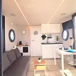 Houseboat Seabreeze 2 Botel