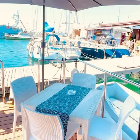 Houseboat Seabreeze 2 *