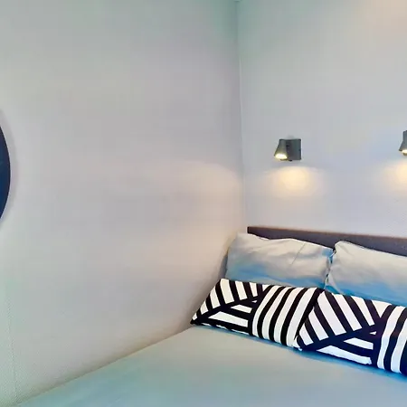 Houseboat Seabreeze 2 Hotel na wodzie *