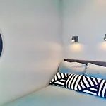 Houseboat Seabreeze 2 Botel *