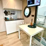 Houseboat Seabreeze 2 보트호텔 알게로