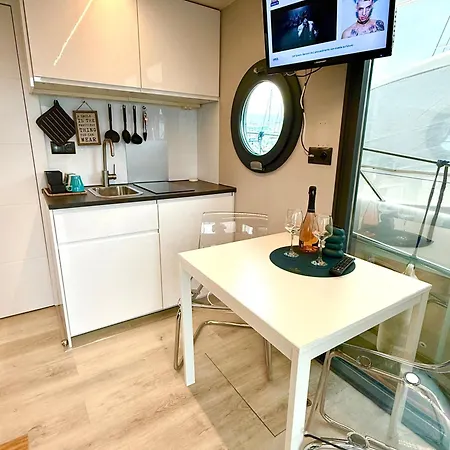 Houseboat Seabreeze 2 Bådhotel Alghero