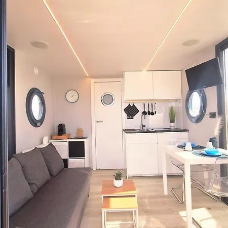 Houseboat Seabreeze 2 Bådhotel